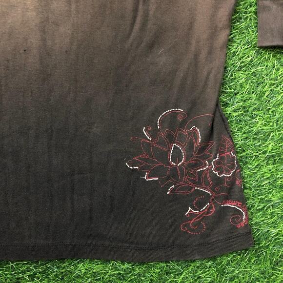 Women’s Retro Button Magellan Flower Embroidered Long Sleeve - Picture 6 of 6